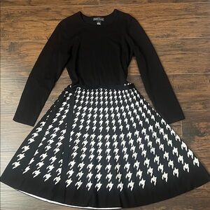 Jessica Howard Classic Black Dress
